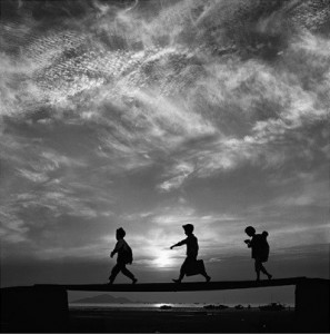 Hurry Home, Leo K. K. Wong, 1973, Archival Fine Art Inkjet Print, 58.4 x 58.4cm, Courtesy of Kwai Fung Hin Art Gallery