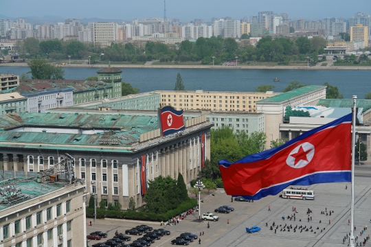 Nordkorea_Pyongyang_Sehenswürdigkeiten_Kim Il-sung Square Pyongyang 001-11888